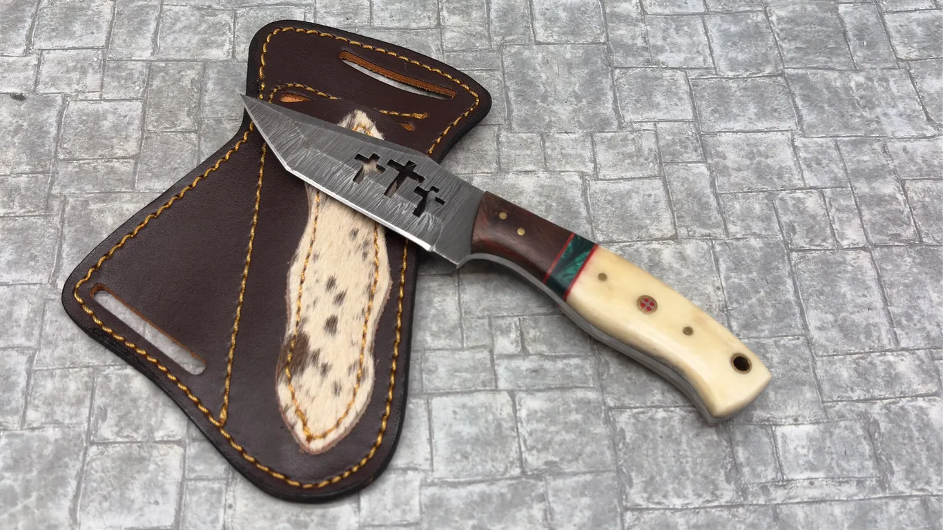 Damascus Steel Knife with Resin Handle and Leather Sheath