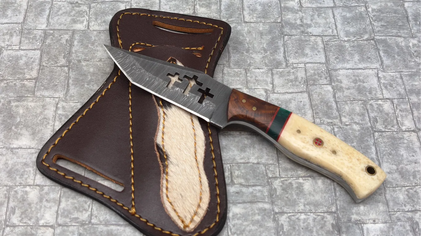 Damascus Steel Knife with Resin Handle and Leather Sheath