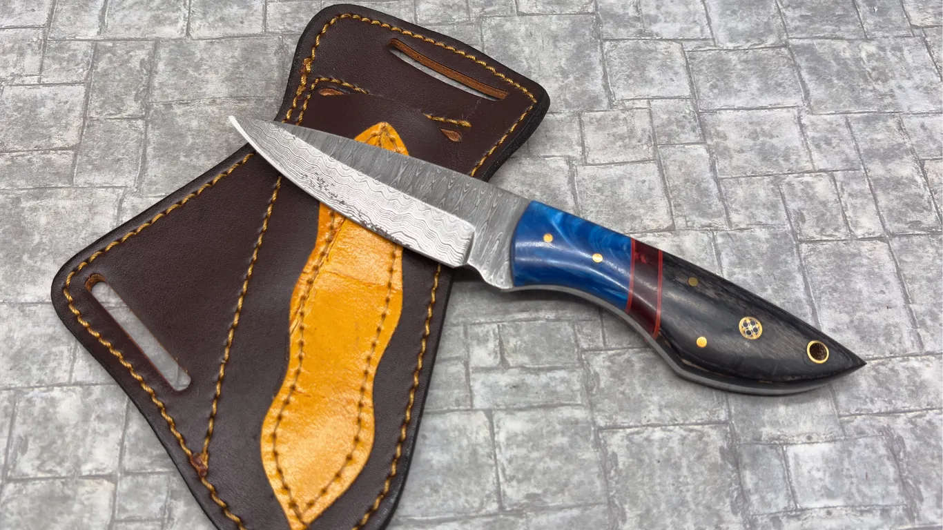 Damascus Steel Knife with Resin Handle and Leather Sheath