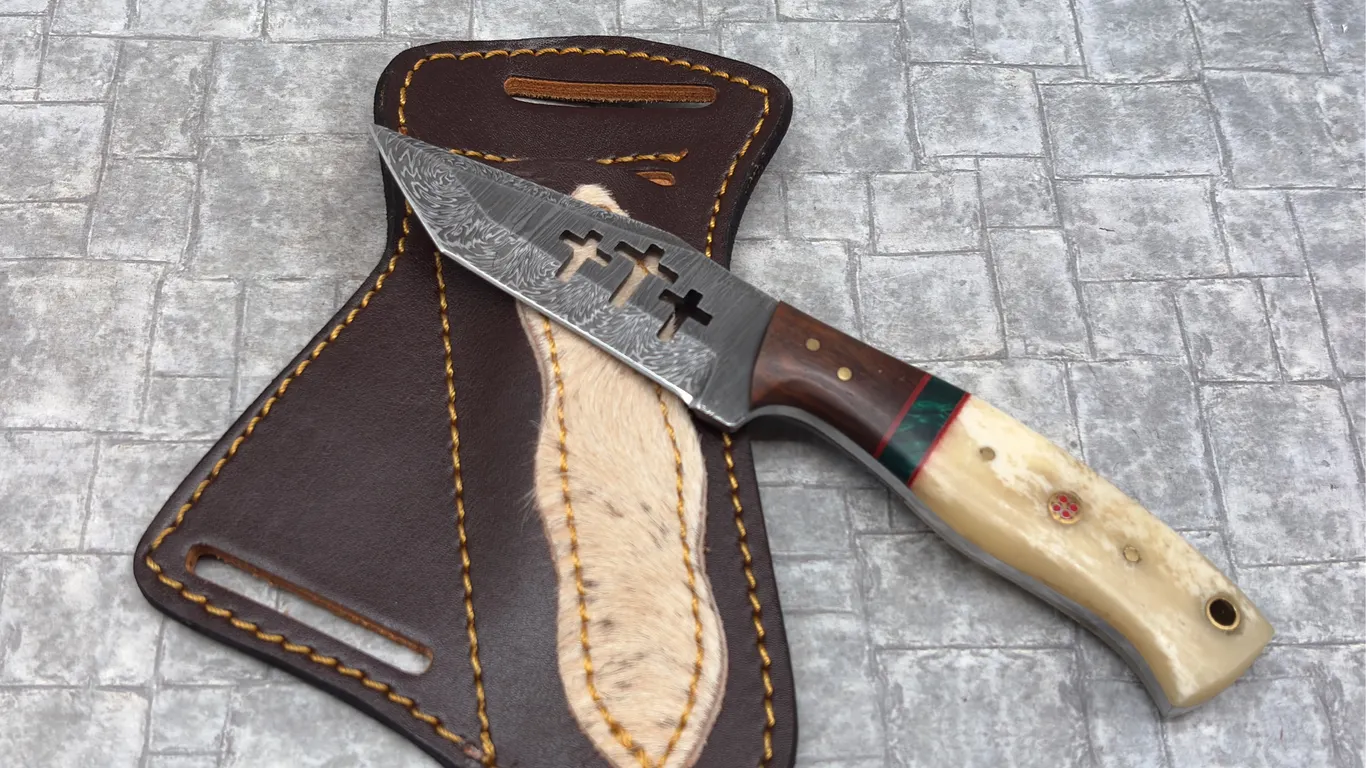 Damascus Steel Knife with Resin Handle and Leather Sheath