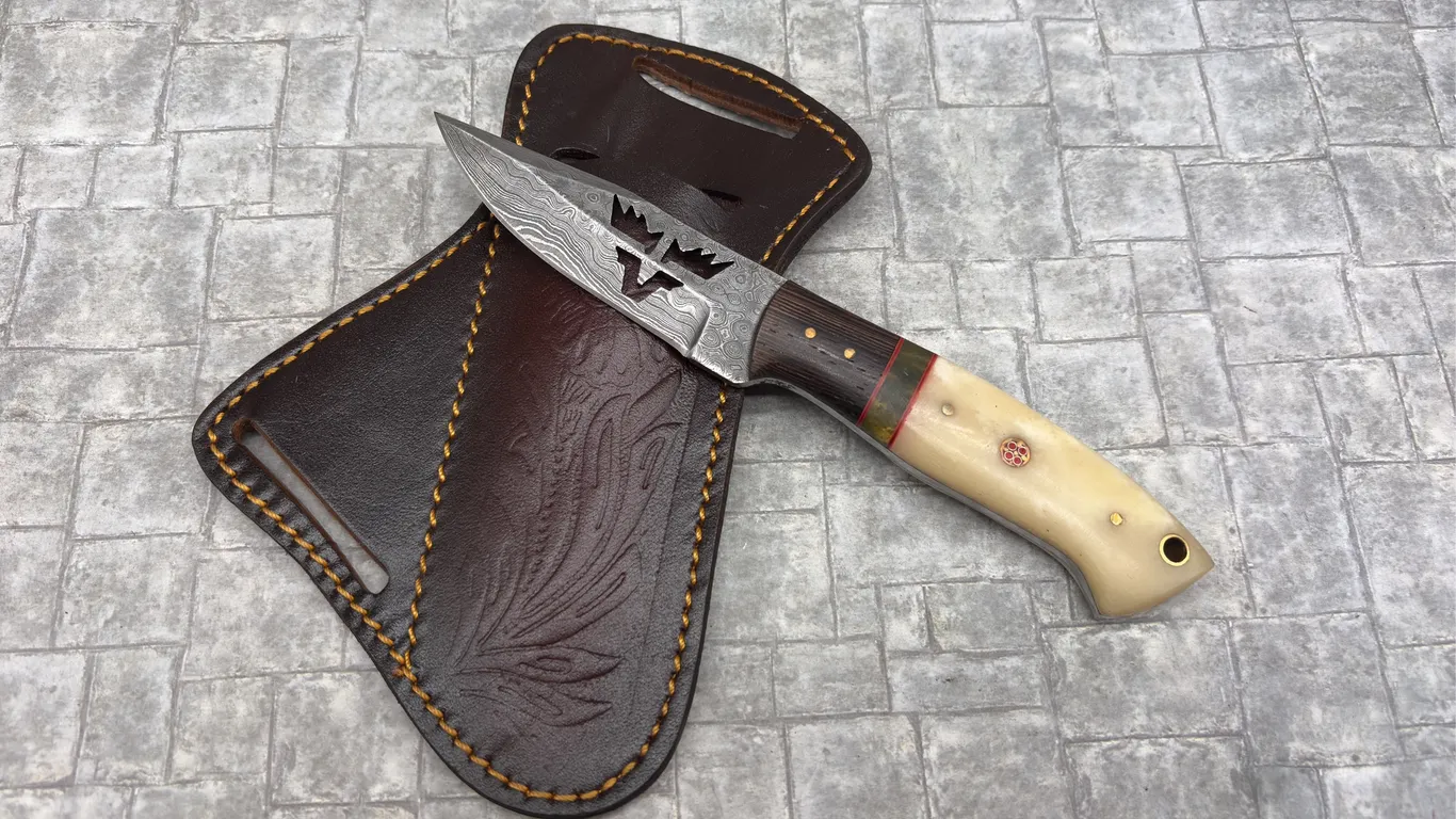 Damascus Steel Knife with Resin Handle and Leather Sheath