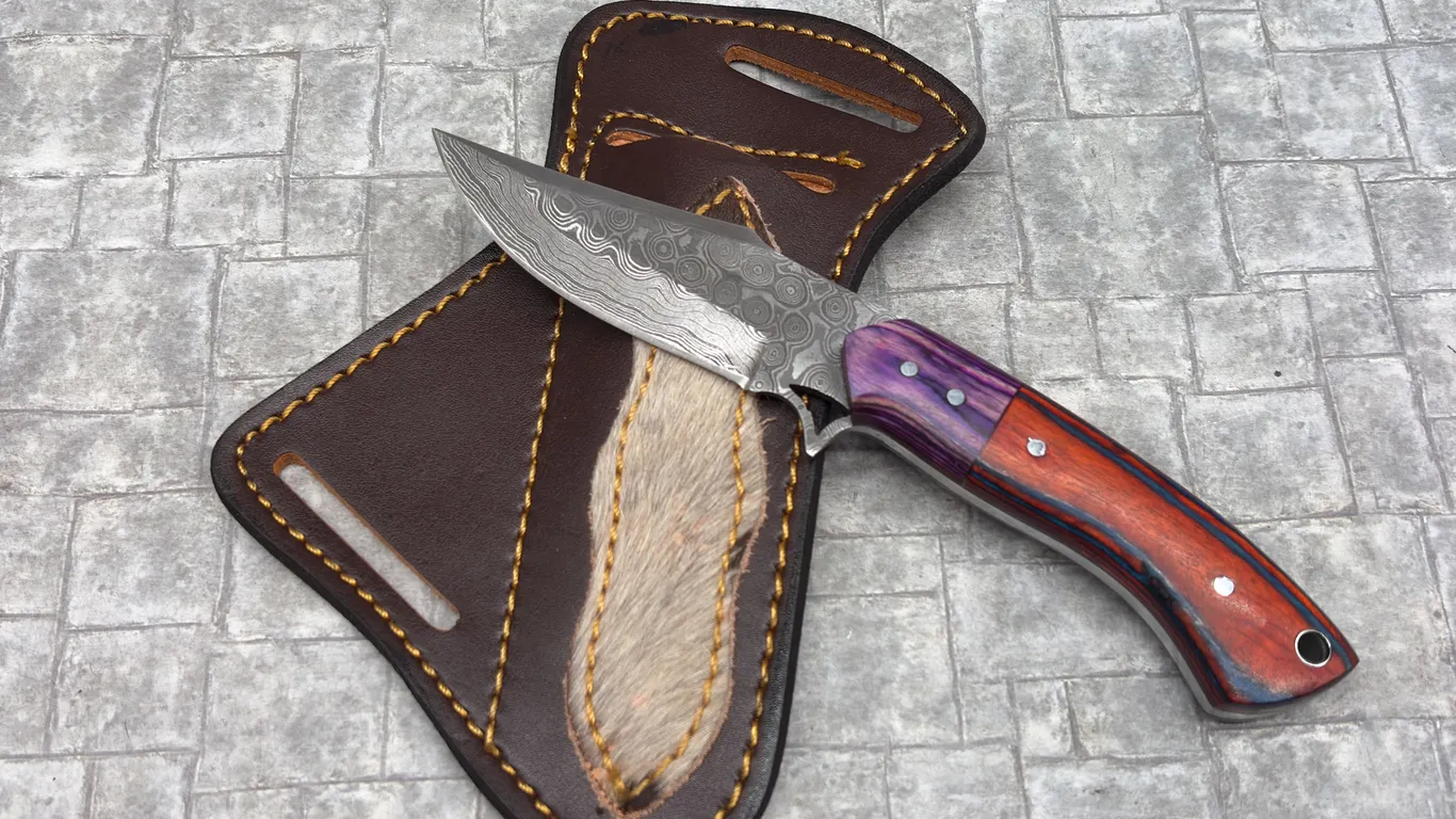 Damascus Steel Knife with Resin Handle and Leather Sheath