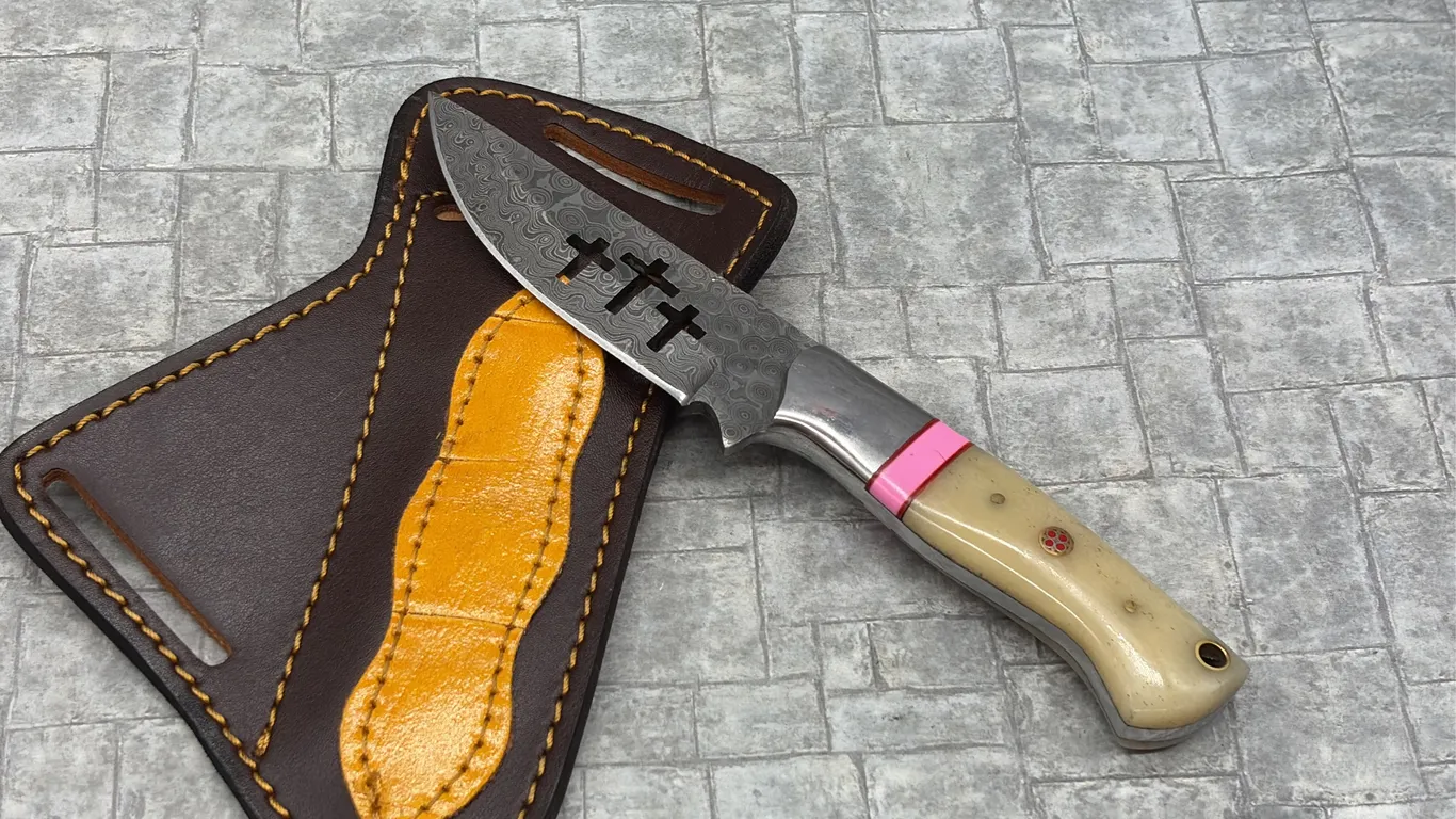 Damascus Steel Knife with Resin Handle and Leather Sheath