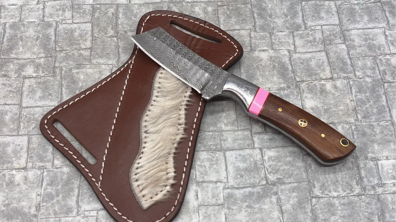 Damascus Steel Knife with Resin Handle and Leather Sheath