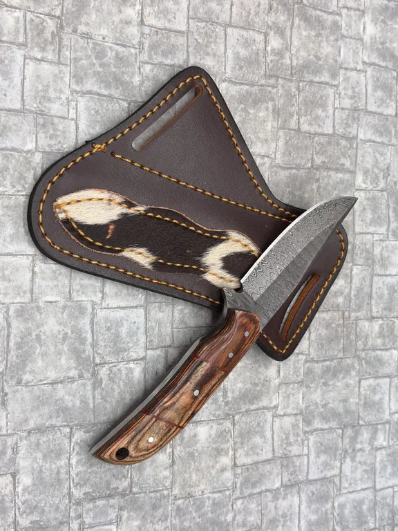 Damascus Steel Knife with Resin Handle and Leather Sheath
