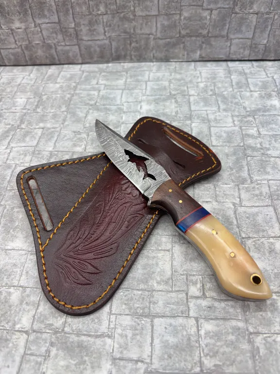 Damascus Steel Knife with Resin Handle and Leather Sheath