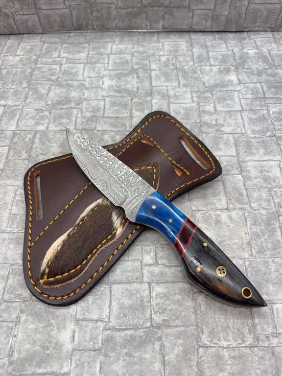 Damascus Steel Knife with Resin Handle and Leather Sheath