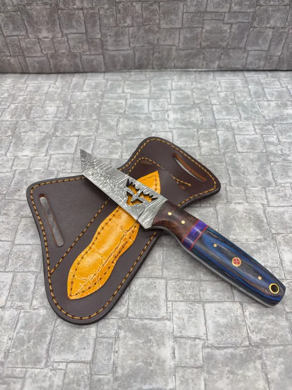 Damascus Steel Knife with Resin Handle and Leather Sheath