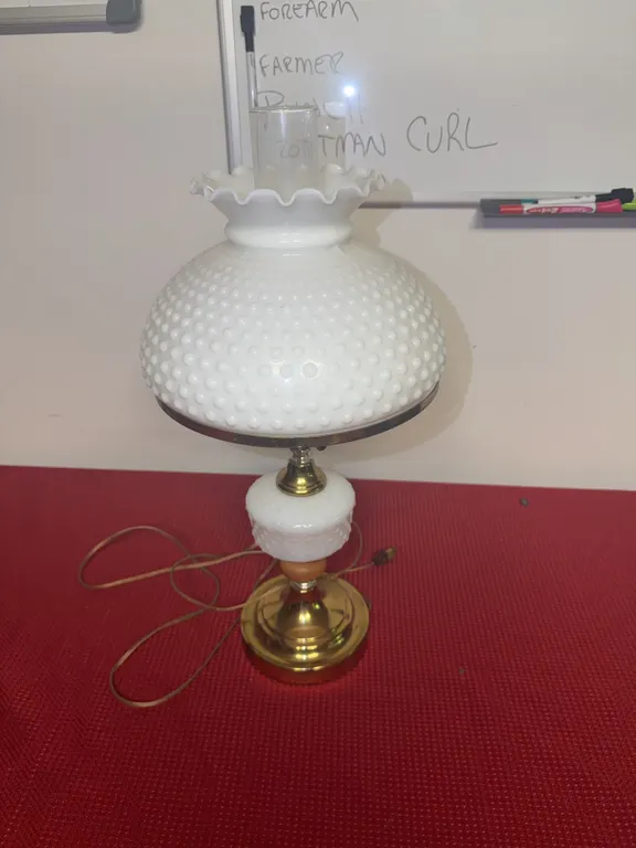 White glass hob nail lamp