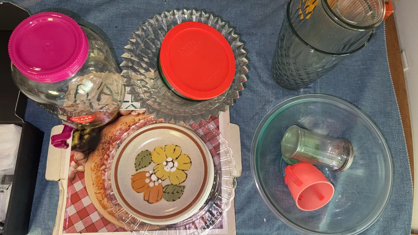 Glassware bowls