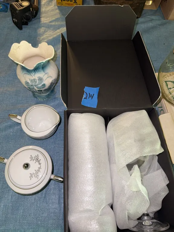  Glassware lot