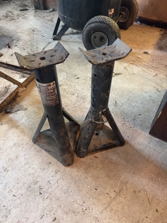 Pair of Jack Stands