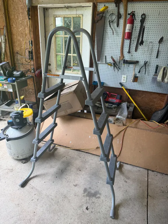 swimming pool ladder