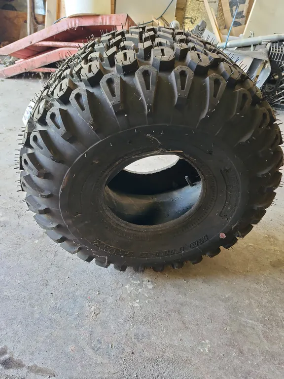 New HD Field Trax Carlisle At25 X 3-9 U.S.A. Tire