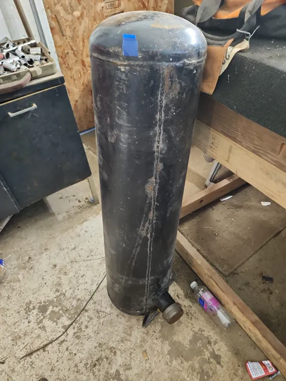 Gas/Fuel Tank 40"X10"