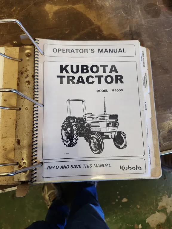 Kubota Tractor Operator Manual M# M4000