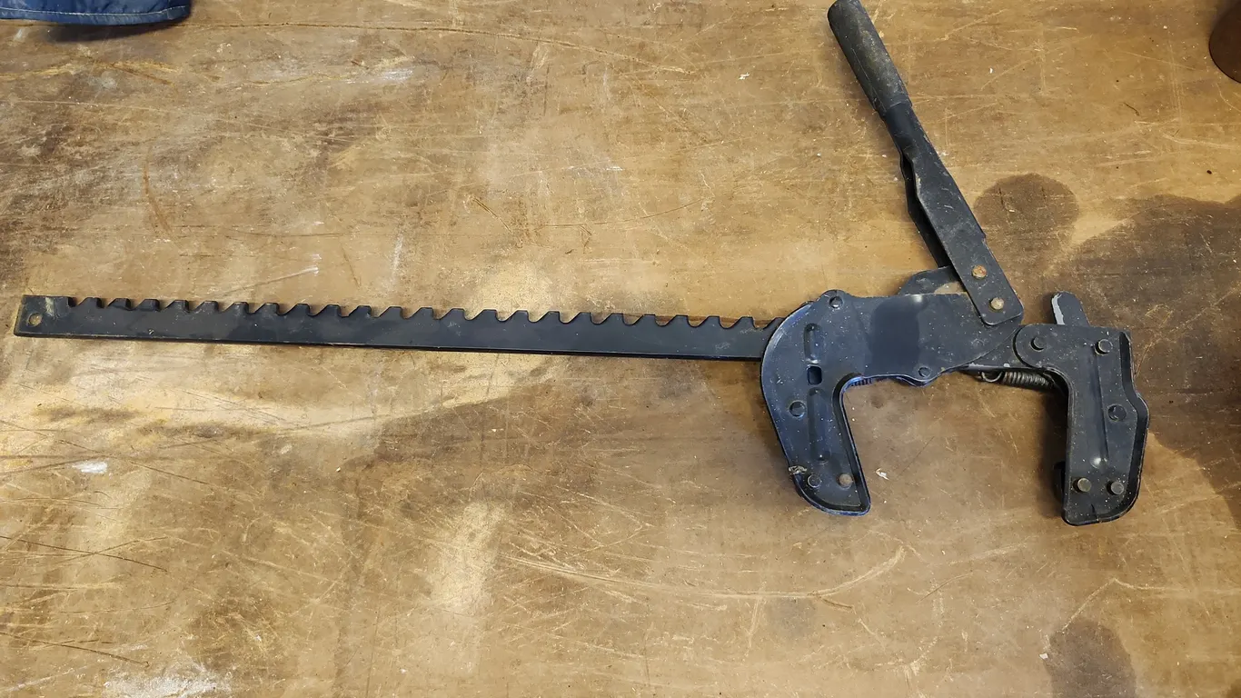 Fence Stretcher 33" Long