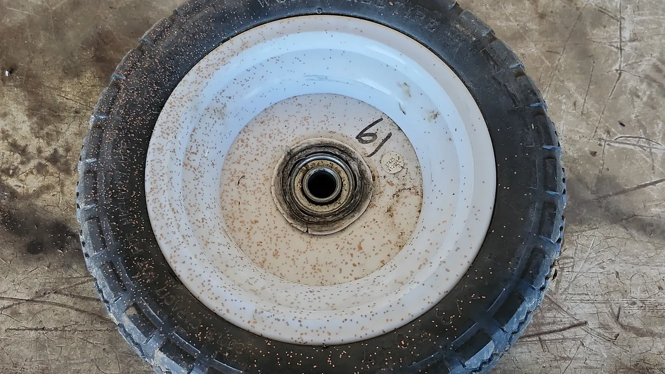 Worry Free Tire 4.10/3.50-7 Composet Rim, 5-8" Hole
