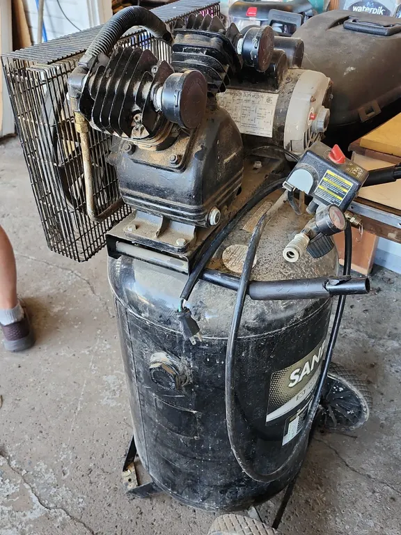 Sanborn Air Compressor 175 Psi, 120V, 30 Gallon, As Is/Not Tested