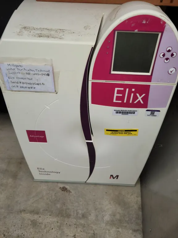 MILLIPORE ELIX ADVANTAGE 5 WATER PURIFICATION SYSTEM