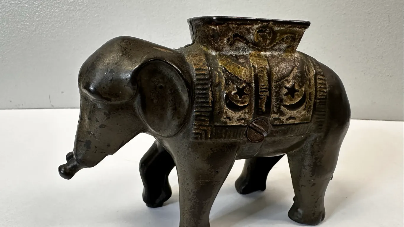 Vintage Cast Iron Elephant Bank