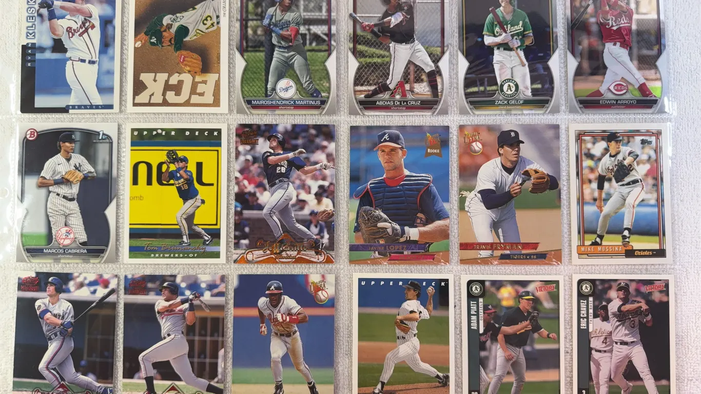 Baseball Cards-Mixed Lot in Sleeve (2 sets