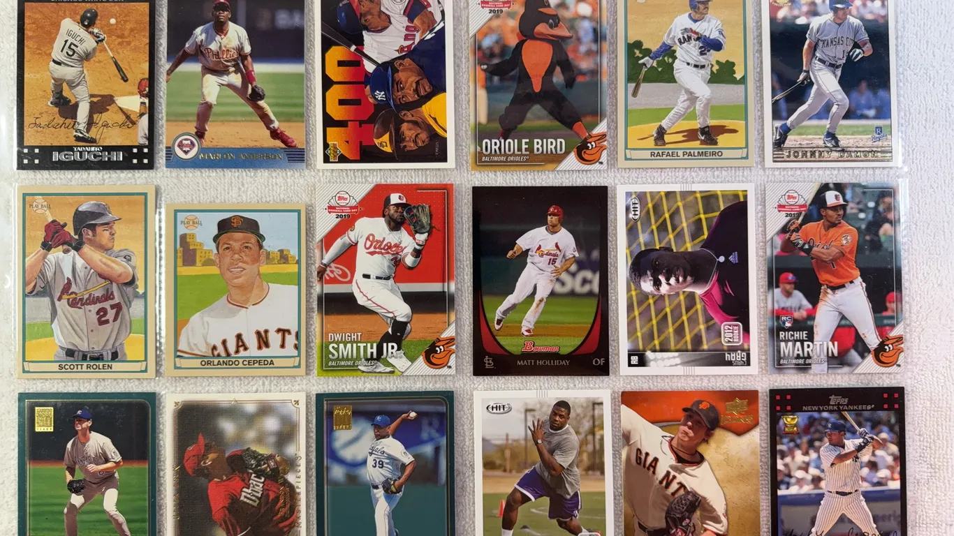 Baseball Cards-Mixed Lot in Sleeve (2 sets