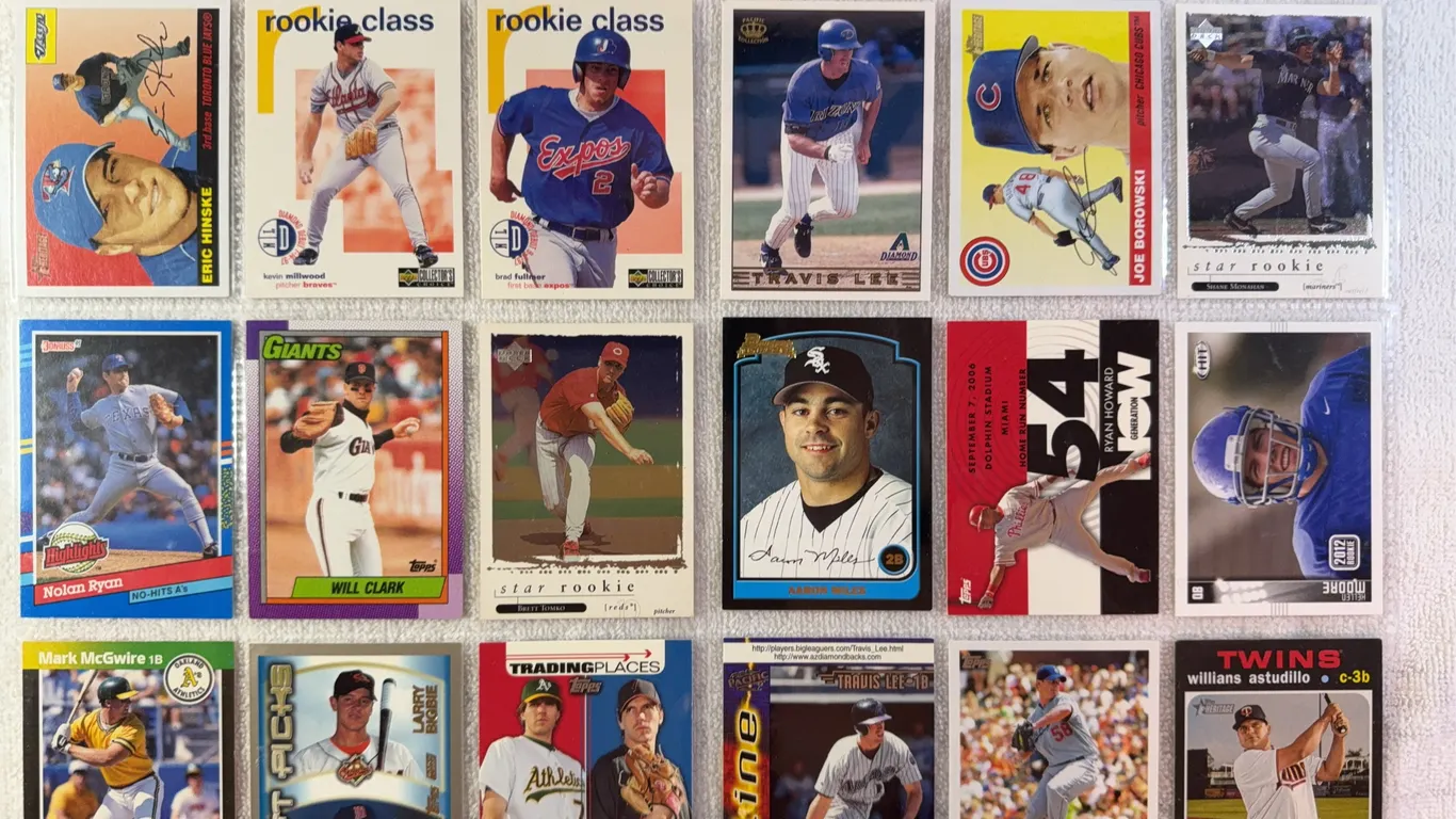 Baseball Cards-Mixed Lot in Sleeve (2 sets