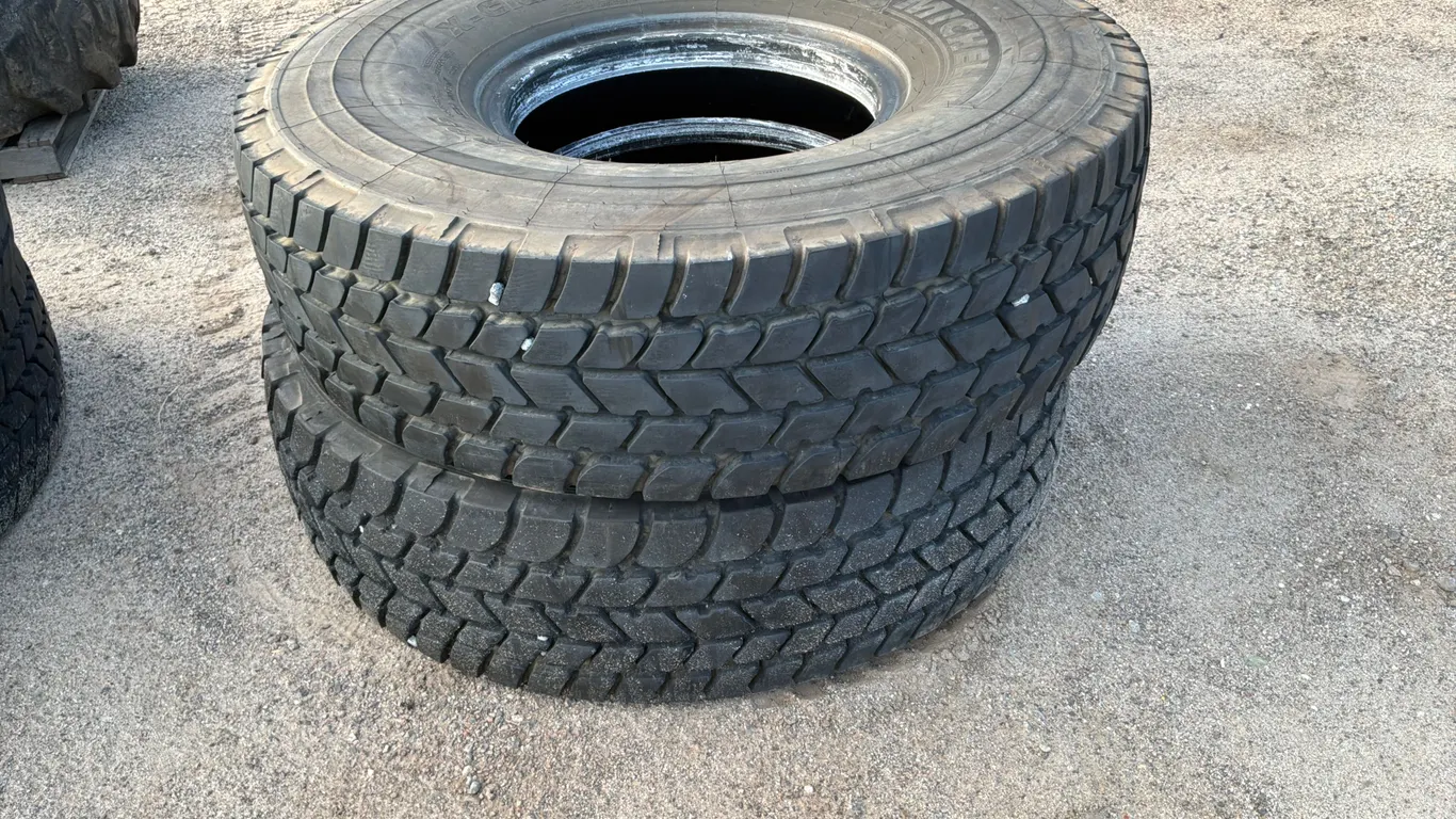 MICHELIN X-CRANE QTY OF (2) TIRES 445/95R25