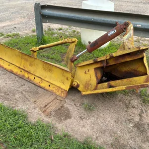 BEE LINE BL631 SN: 3062H HYDRAULIC 6 WAY ANGLE BLADE