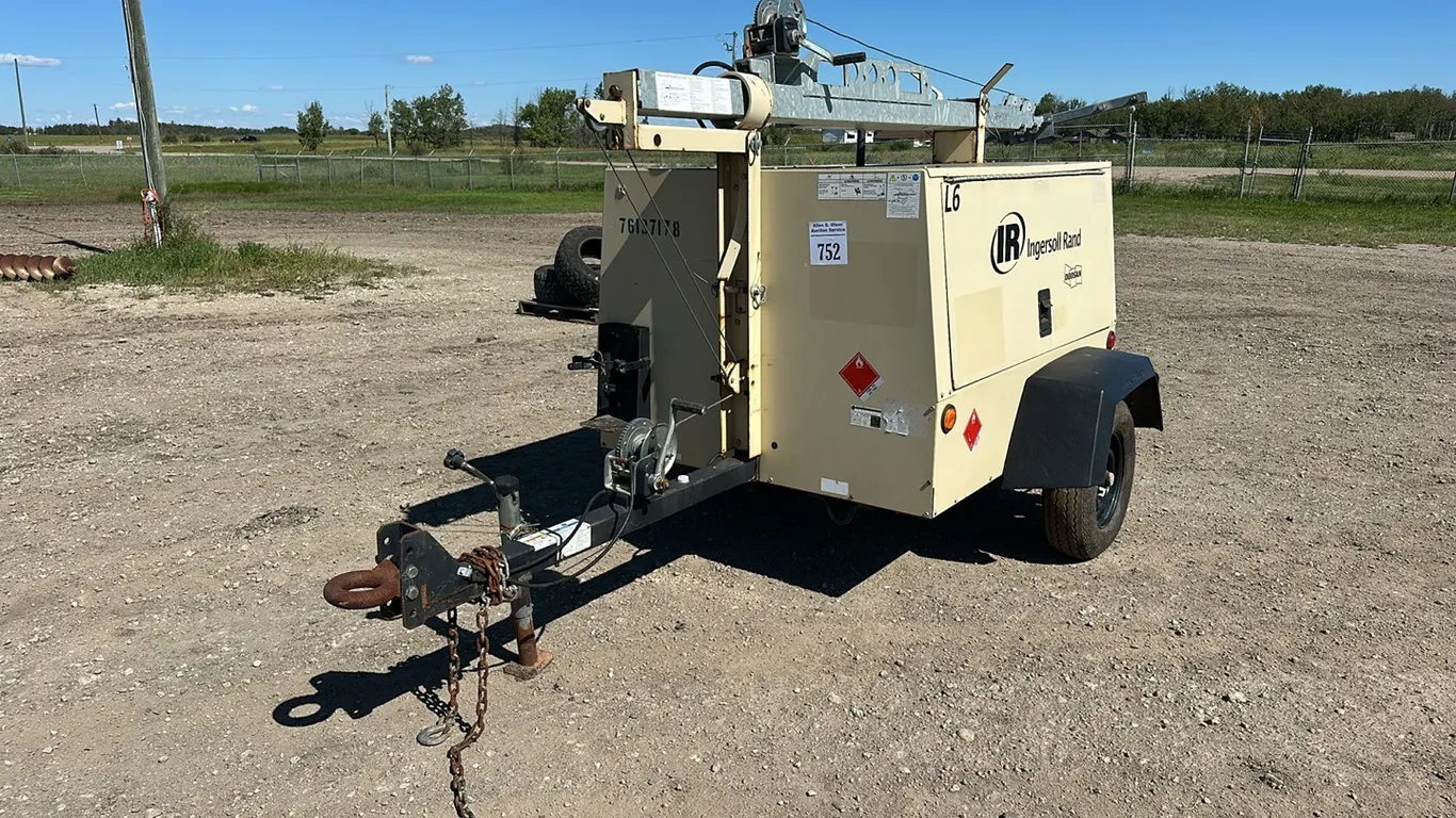 2011 INGERSOLL RAND LIGHT TOWER s/n 420157UKUD88