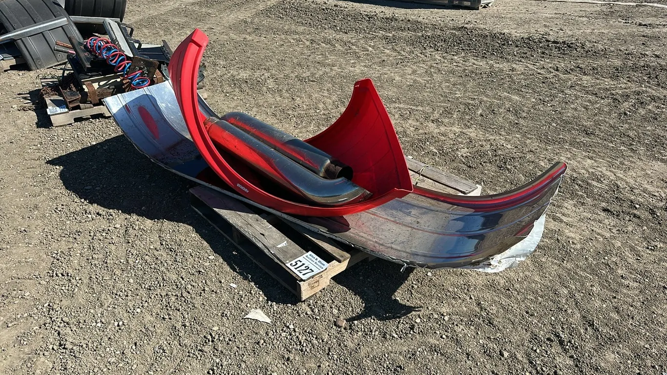 2 - HIWAY TRUCK FENDERS, HIWAY TRUCK EXHAUST STACKS