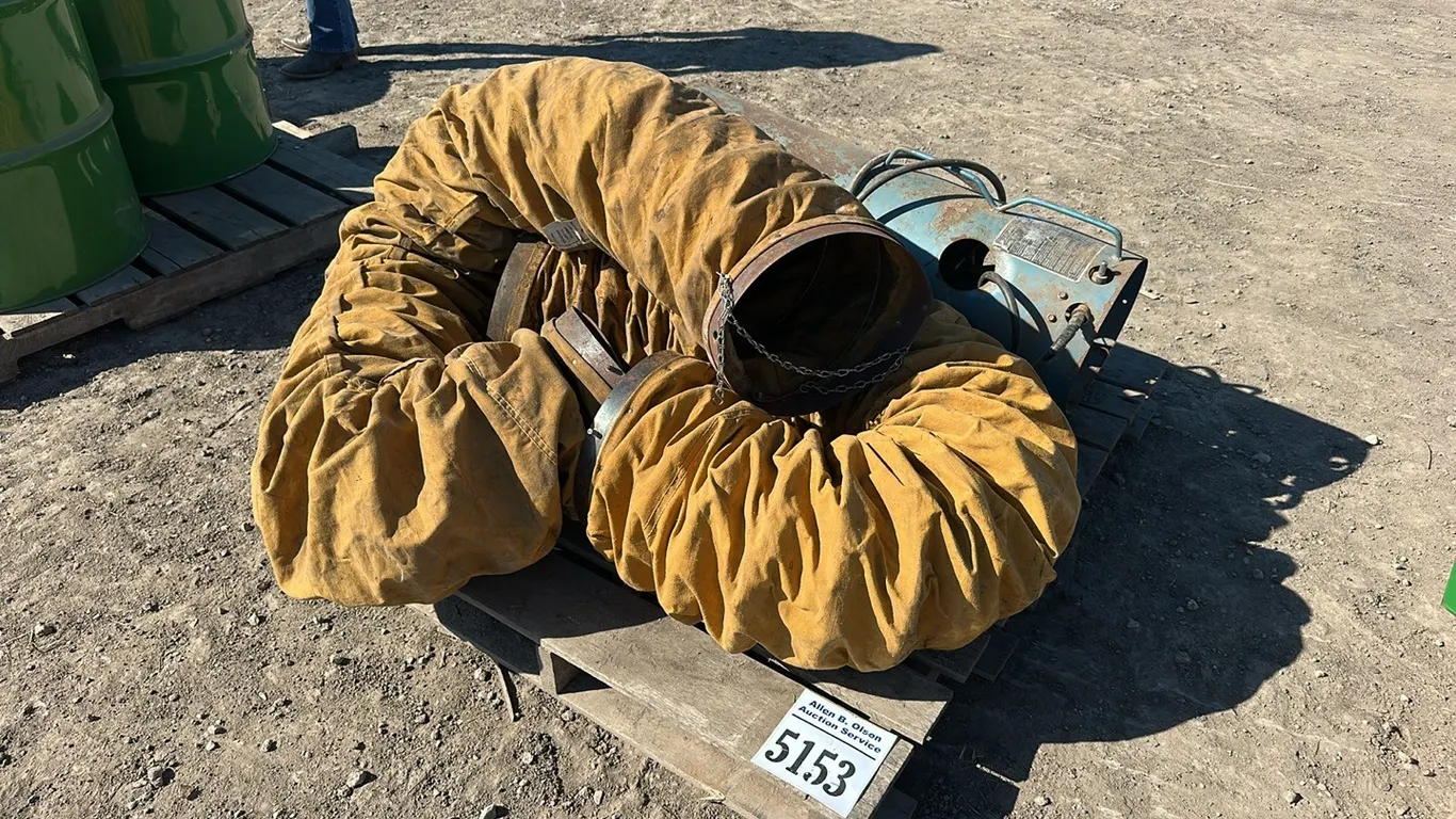 SUREFLAME CONSTRUCTION HEATER W/ SOCKS, PROPANE RUN S/N 12330