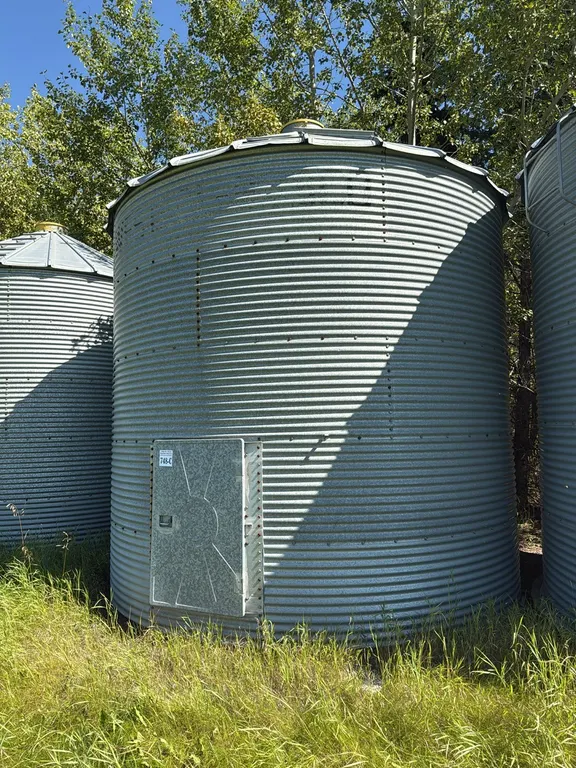 WESTEEL ROSCO 14' 5 RING 1650 BU GRAIN BIN, WOODEN FLOOR - SOLD OFF SITE - CAMROSE COUNTY, AB