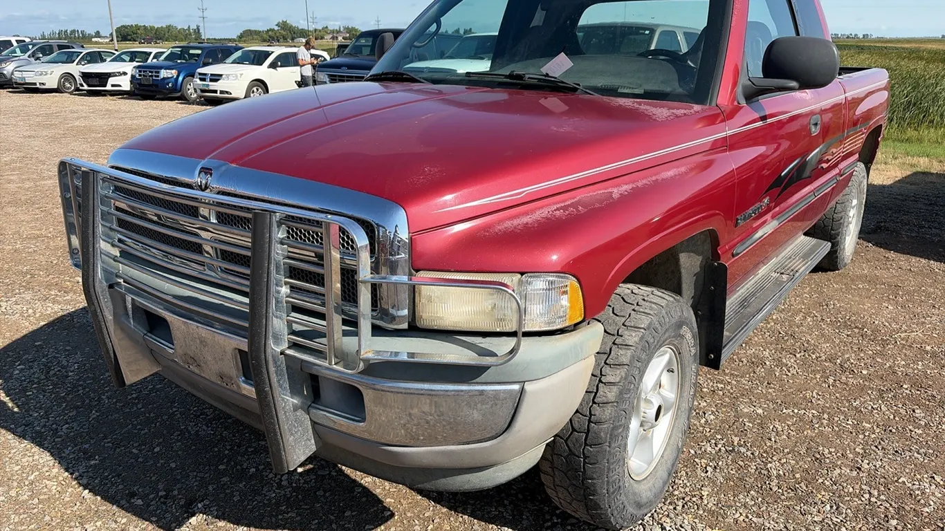 ID 0791 1999 Dodge Gas Q15RPC 4 Door Pickup