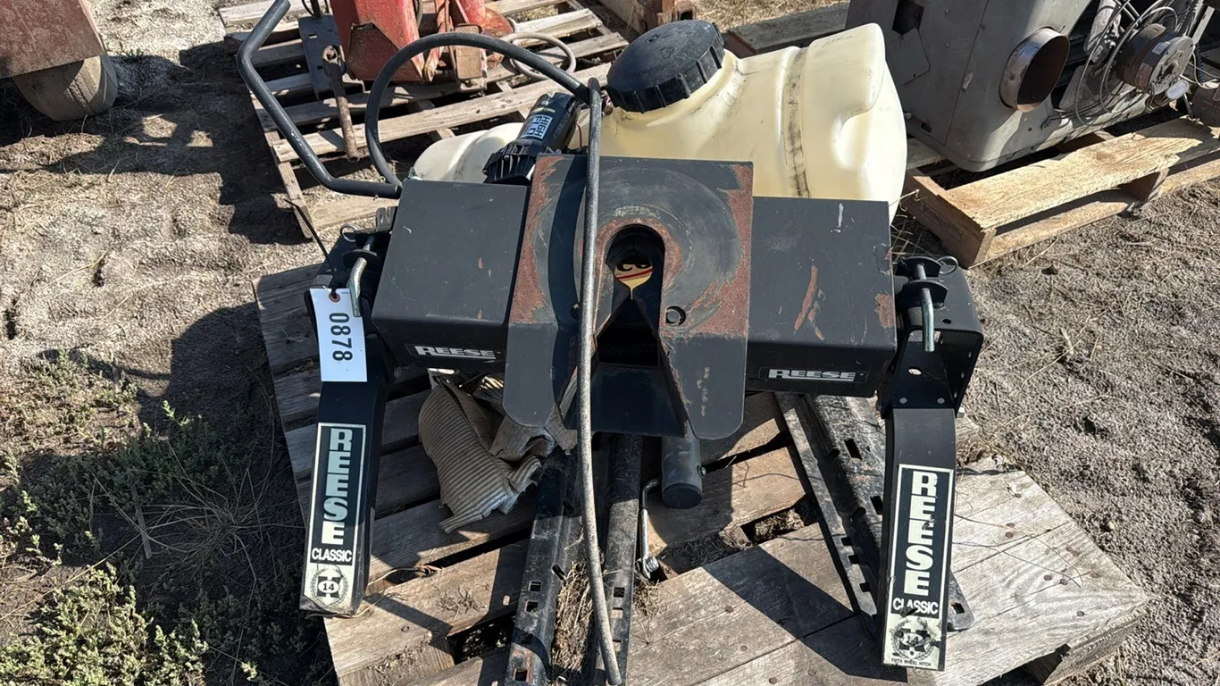 ID 0878 Camper Hitch