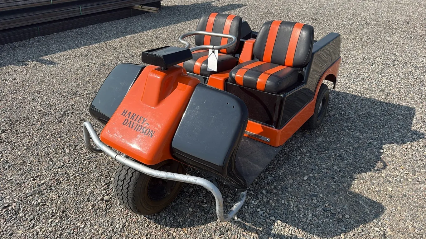 ID 0890 1974 Restored Harley Davidson Golf Cart *no title