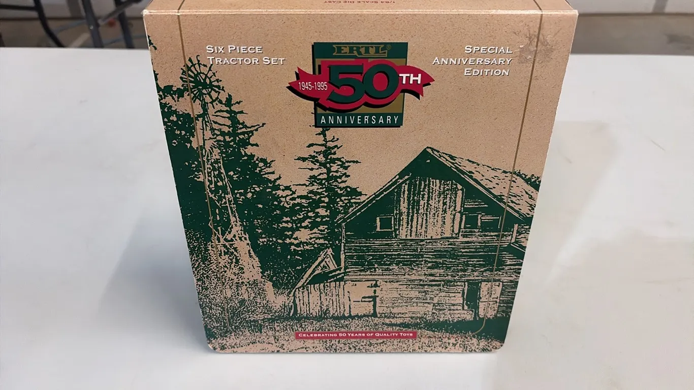 ID 5510 Ertl 50th Anniversary 6 Tractor Set- Toy