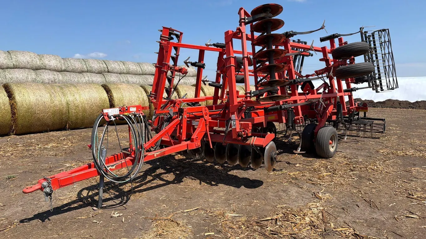 2014 Krause 6200 21ft Field Finisher-1 Owner