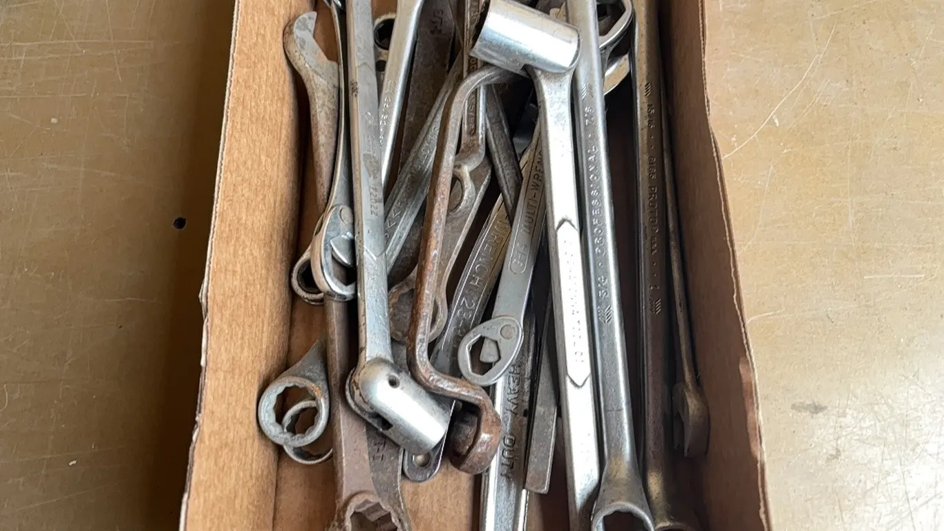 Wrenches, socket wrenches, and box end wrench