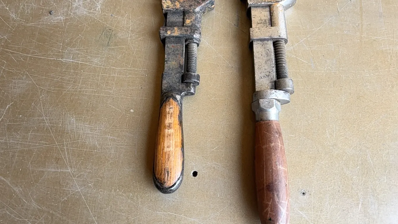 Monkey wrenches