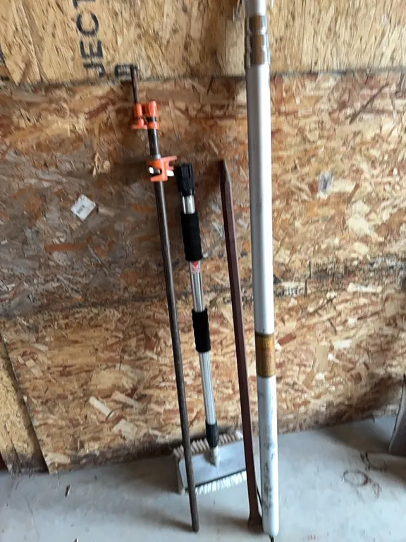 16’ flag pole, wash brush, pipe clamp