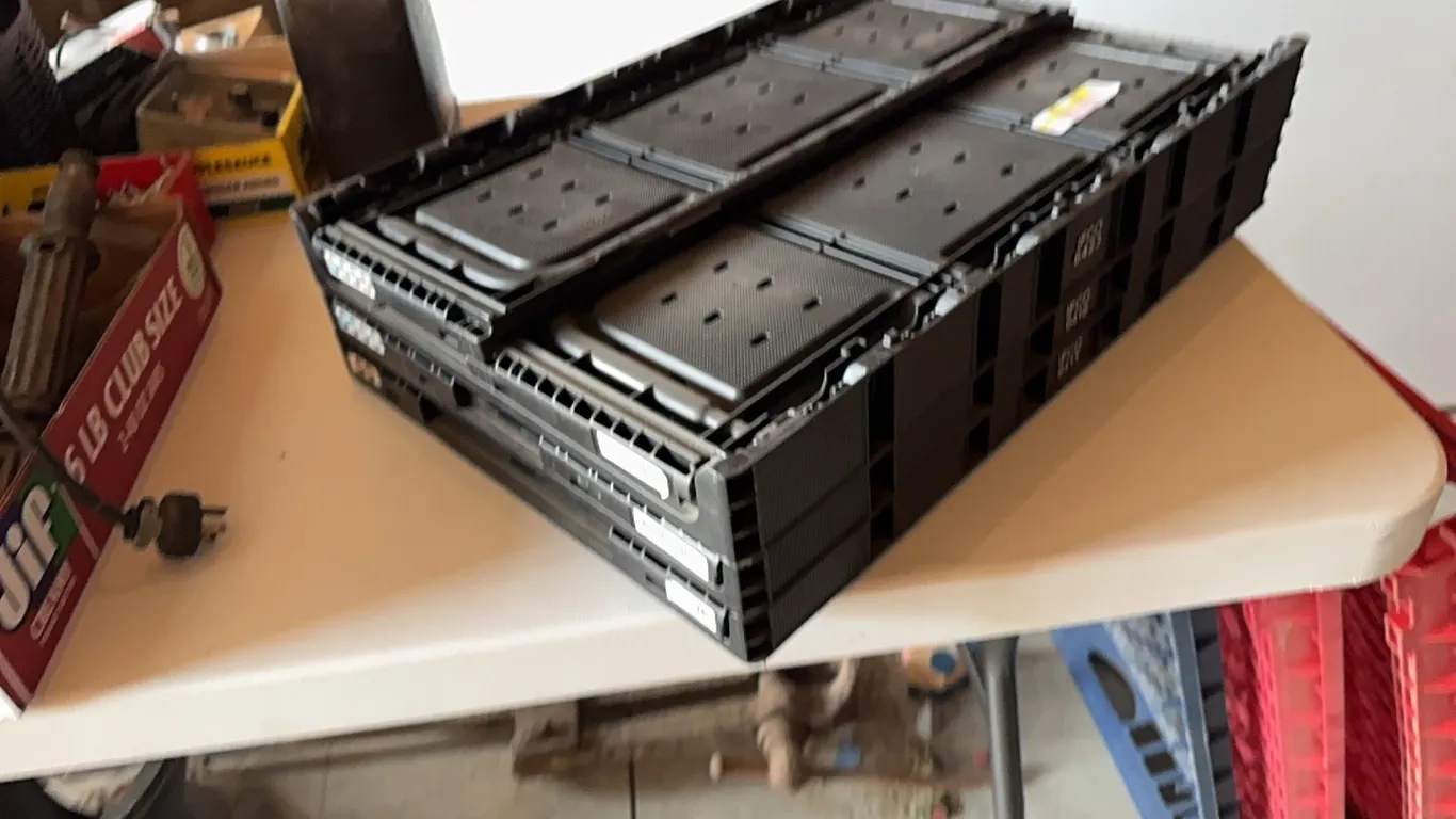 3 collapsing crates