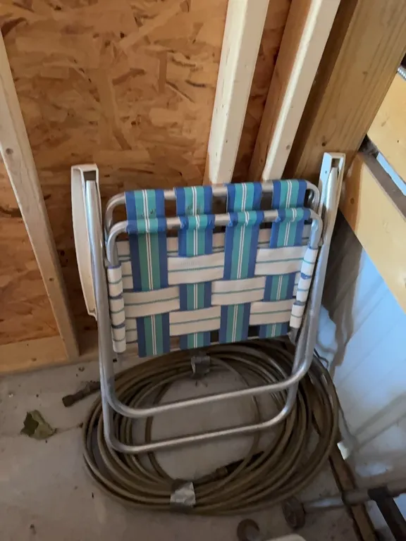 Lawn Chair & Air Hose