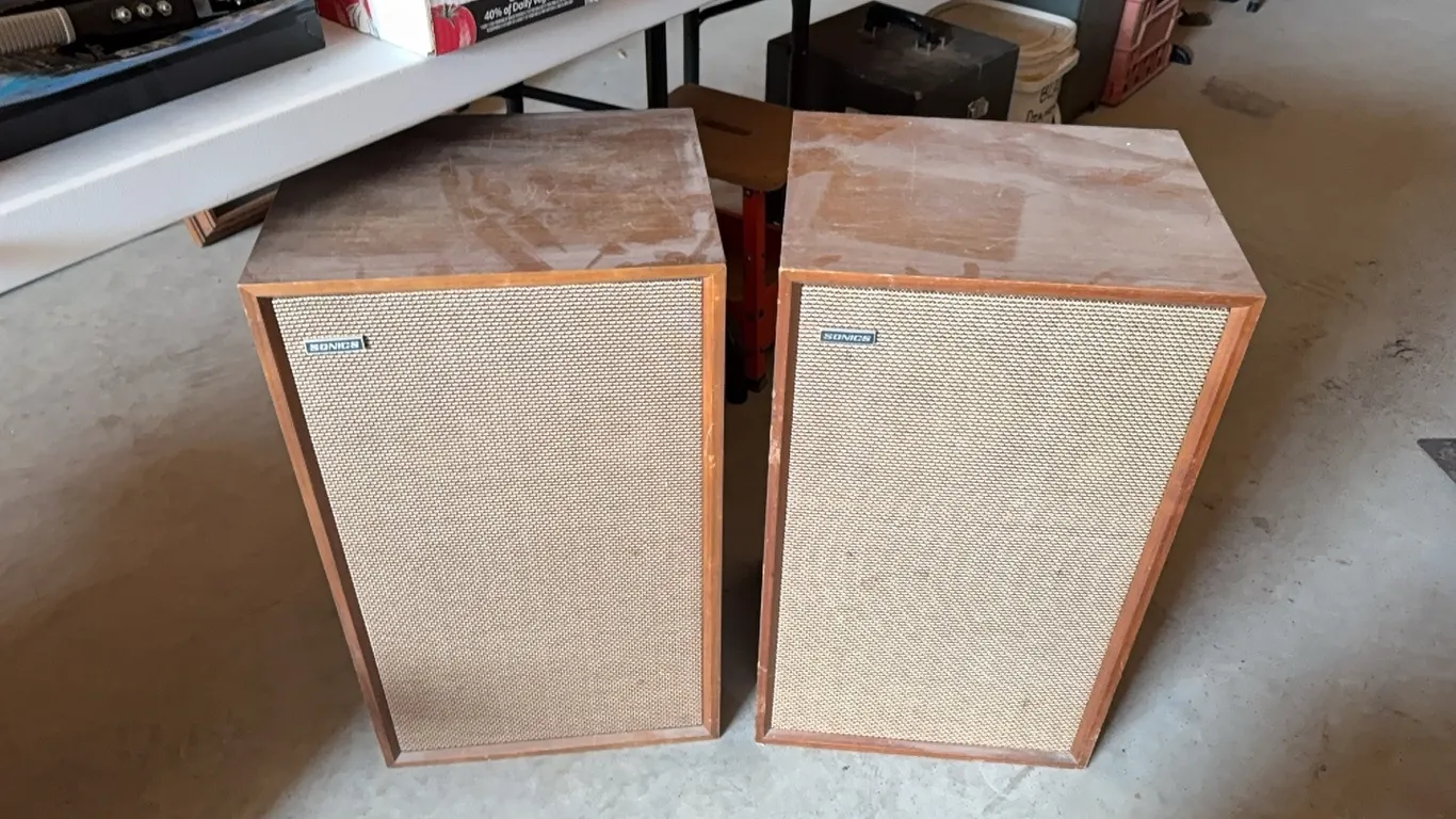 2- Sonics Speakers