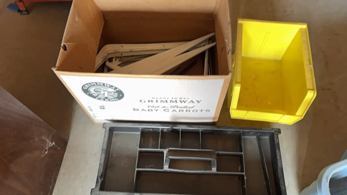 Shelf Brackets & Parts Bins