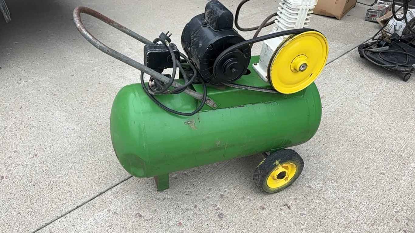 Air compressor