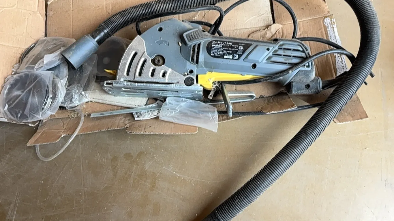 Multi cut saw