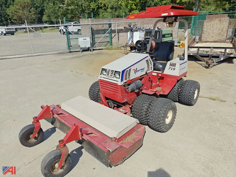 (#5719A) 2020 Ventrac 4500Z 68" Mower