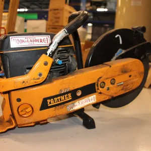 Partner 650 firefighting saw